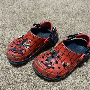 Boys Spider-Man crocs